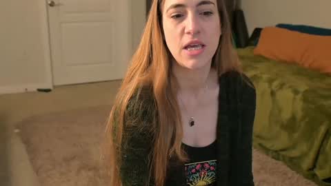 Snapshot of lilithoftrees chatting on January 31, 2:39 pm L online show from January 31, 2:39 pm