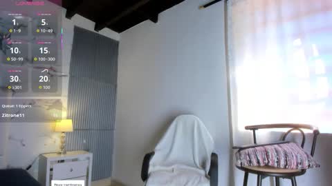 lilithphillis1 online show from September 28, 9:35 pm