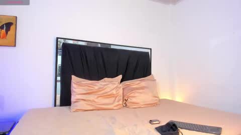 Lilith online show from October 17, 5:22 am