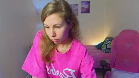 Snapshot of lill_mary chatting on January 14, 2:29 am Maria online show from January 14, 2:29 am
