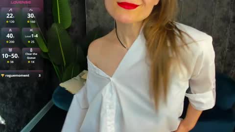 lillian_white1 online show from May 20, 1:57 am