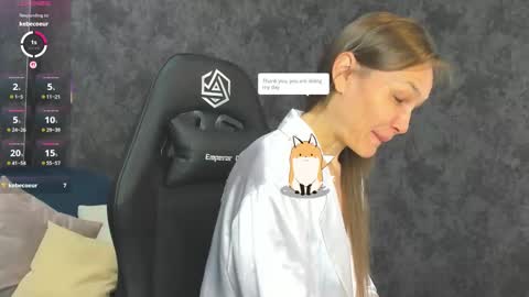 lillian_white1 online show from September 20, 11:52 pm