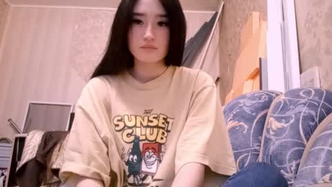 Lili online show from October 20, 8:19 am