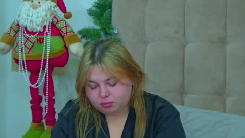 LillianHaig online show from December 21, 6:31 am