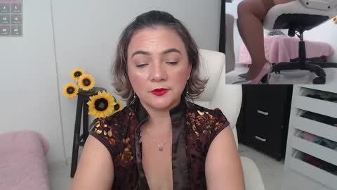 Lilly online show from December 3, 11:40 pm