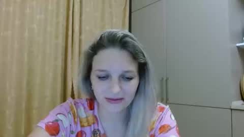Snapshot of lillydaville chatting on September 15, 8:43 pm lillydaville online show from September 15, 8:43 pm