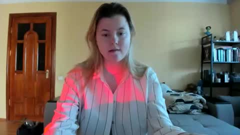 Lilly Depp online show from February 20, 1:24 pm