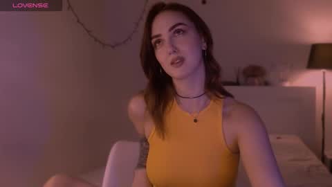 LillyFarey online show from September 19, 6:55 pm