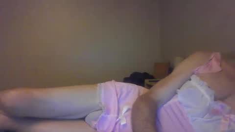 Snapshot of lilone1 chatting on December 24, 5:16 am Jenny online show from December 24, 5:16 am