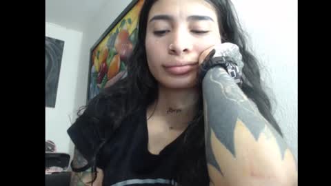 lil palacio online show from February 25, 10:26 am