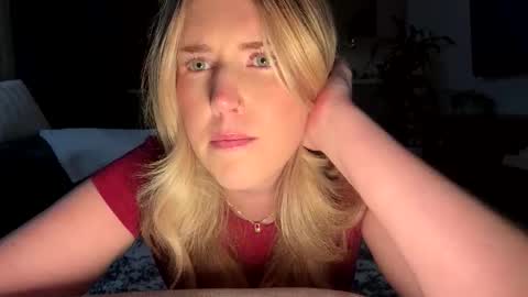 Ava online show from March 30, 11:38 pm