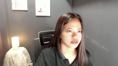 Snapshot of lilsweet_marie chatting on February 25, 11:37 pm Lilsweet marie online show from February 25, 11:37 pm