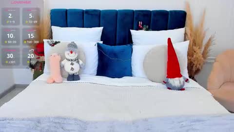 Lilu online show from December 15, 2:24 pm