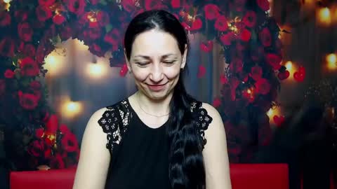 lilugrants online show from February 18, 4:48 am
