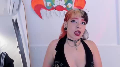 L i l y online show from October 7, 8:16 pm