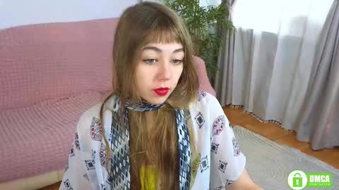 Snapshot of lily_aurum chatting on September 20, 9:45 am Lily online show from September 20, 9:45 am