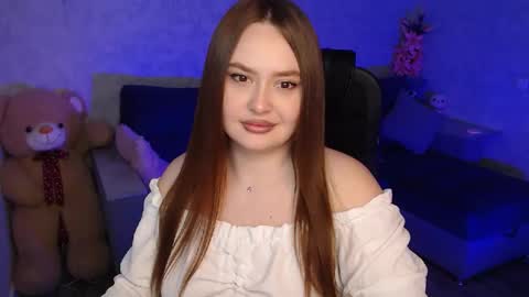 lily_baker_ online show from February 3, 5:06 pm