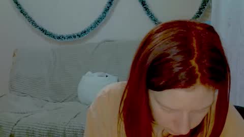 lily_ember online show from December 20, 7:10 pm