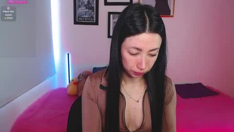just lily online show from March 4, 7:22 pm