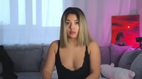 Snapshot of lily_foster_ chatting on January 30, 7:07 am Lily online show from January 30, 7:07 am