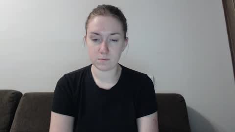 lily_love_x online show from February 3, 2:25 am