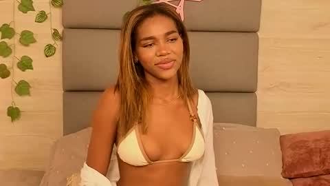 Lily Miiller online show from October 18, 8:24 pm