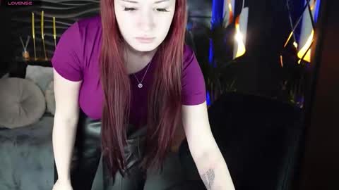 Lily online show from October 5, 2:13 pm