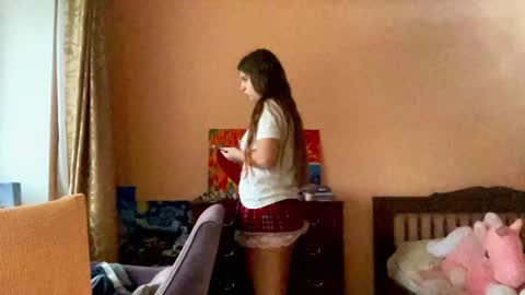 Lily online show from December 29, 8:55 am