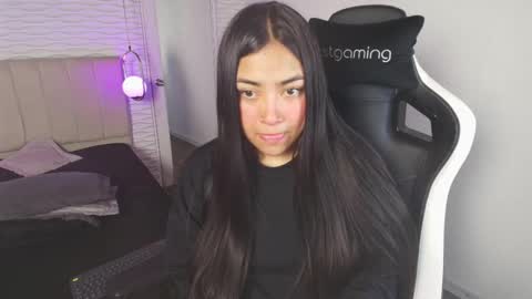 lily_waist online show from October 25, 11:42 am