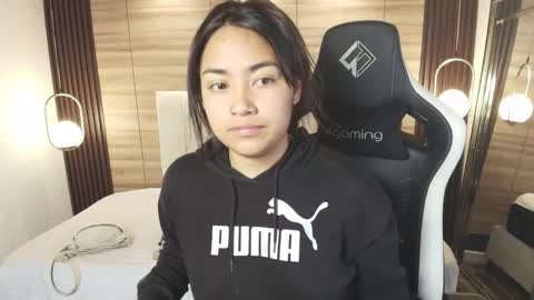 lily_waist online show from February 2, 11:28 am