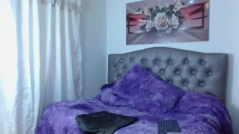 lilyfox23 online show from March 3, 9:48 pm