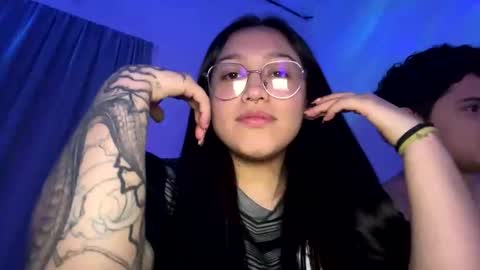 Lily online show from May 3, 4:29 am