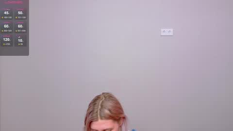 Lily online show from December 5, 2:44 am