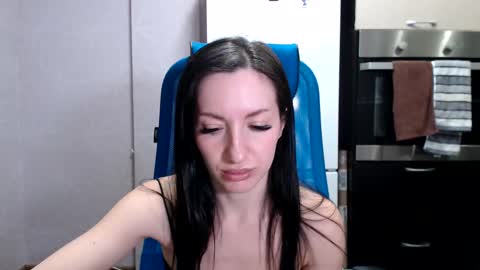 Lily online show from January 17, 6:33 pm