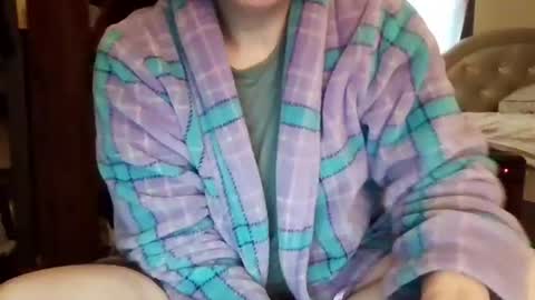 lilypad1981 online show from November 3, 1:01 pm