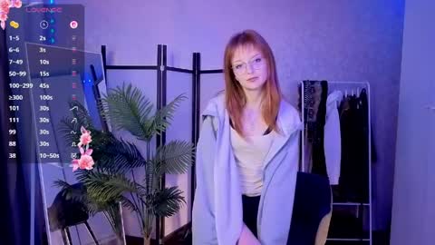 Lily online show from April 15, 7:49 pm