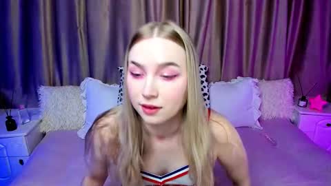 Lilian online show from October 18, 4:49 am