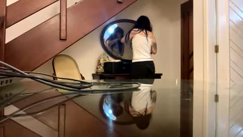 lilyswear online show from October 22, 6:20 pm