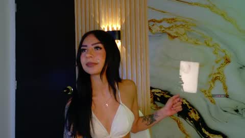 Lily online show from June 27, 5:35 am