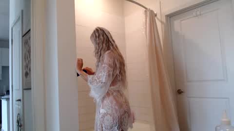 Lily Monroe online show from September 21, 8:24 pm