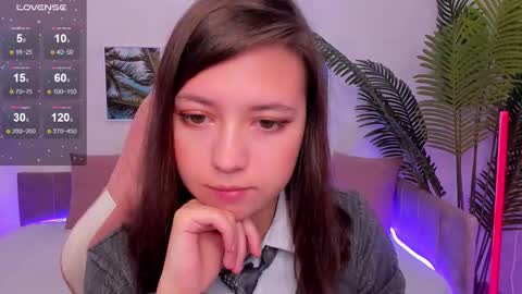 Lina online show from September 18, 3:10 am