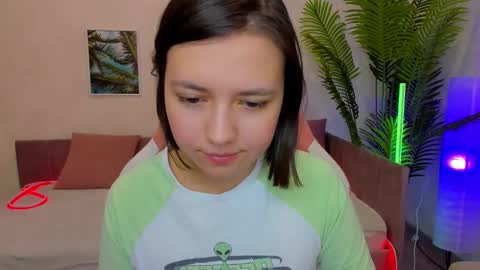 Lina online show from February 4, 5:21 am