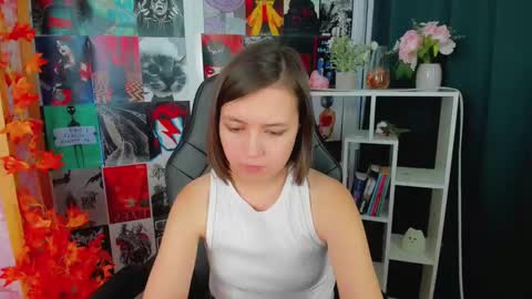 Lina online show from January 24, 4:59 am