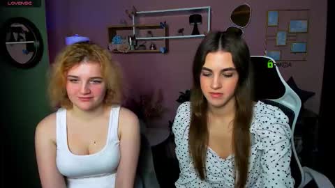 lina_fox12 online show from December 16, 1:28 pm