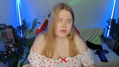 lina_linx online show from February 4, 7:33 pm