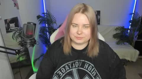 lina_linx online show from March 4, 9:54 pm