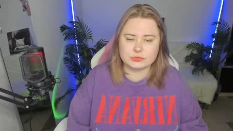 lina_linx online show from March 5, 6:34 pm