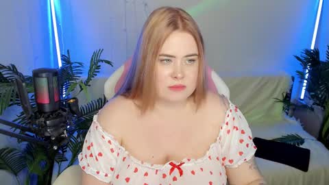 lina_linx online show from January 30, 11:45 pm