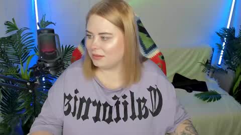 lina_linx online show from February 9, 10:11 pm