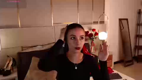 Snapshot of lina_montclair chatting on September 10, 9:05 pm Lina online show from September 10, 9:05 pm